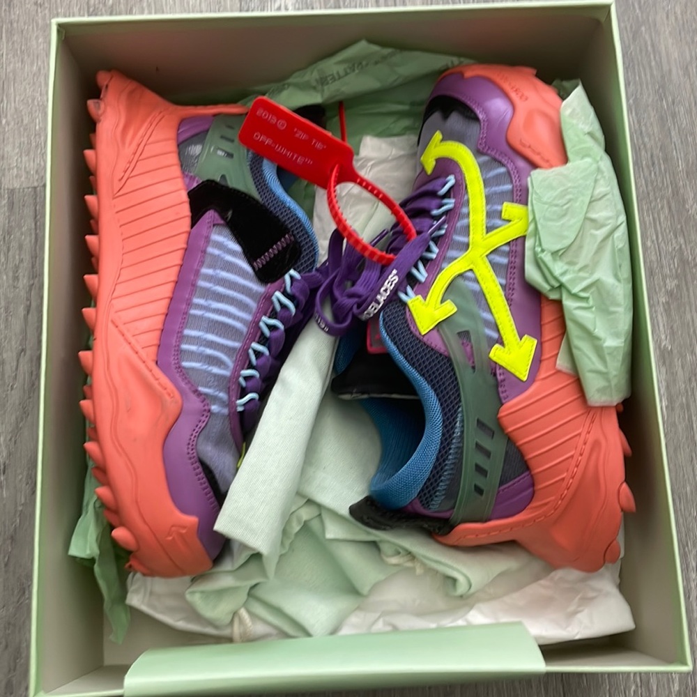 Off white Odsy Sneakers